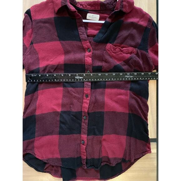 Thread & Supply Women’s Plaid Button Up - Picture 6 of 6